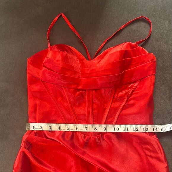 Red Satin Full Length Prom Party Formal Dress CrissCross Straps Leg Slit Size 8 - Picture 9 of 14